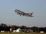 Jet der Iberia ist am 05.12.2007 auf dem Flughafen Valencia ... Jet der Iberia ist am 05.12.2007 auf dem Flughafen Valencia ...