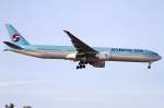 Korean Air, HL8210, Boeing, ...  Kurt Greul 10.04.2011