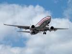 Eine Boeing 737 der ...  Andreas Mack 13.04.2011