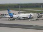 Eine Condor Boeing 767 ...  Daniel Oster 16.04.2011