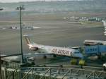 Fokker 100 der Air Berlin   ...