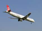 Turkish Airlines TC-JRM
Airbus, A321-231 Landeanflug HAM 21.04.2011