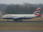 British Airways British Airways A 319-131 G-EUPJ nach der Landung in Berlin-Tegel am 02.04.2011