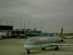 DC-9 der NWA erreicht das Gate E9 in Chicago.(Oktober 2006) ... DC-9 der NWA erreicht das Gate E9 in Chicago.(Oktober 2006) ...