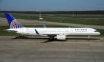 United Airlines B 757-224 ...  Frank Maczkowicz 03.06.2011