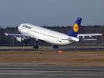 berlin-tegel-txl Lufthansa 300-600 D-AIAK Berlin TXL 03.02.2008 - immer wieder ein Bild wert, sind die A 300-600 in Berlin TXL