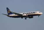 Ryanair B 737-8AS EI-EBI kurz vor der Landung in Berlin-Sch�nefeld ...