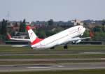 Austrian Airlines B 737-8Z9 OE-LNQ beim Start in Berlin-Tegel ...