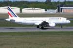 Air France A 320-214 ...  Frank Maczkowicz 24.06.2011