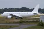 Orbest Airlines, D-AVVD (later Reg.: EC-LLX), Airbus, A320-214, 30.05.2011, XFW, ...