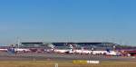 Vorfeld Hamburg Airport (HAM) 02/2008. Die neuen Terminals sind fertig. ...