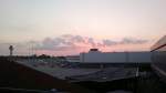 Sonnenuntergang am Airoport Hannover, ...  Thomas Flebbe 04.07.2011