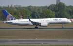 United Airlines B 757-224 ...  Frank Maczkowicz 09.07.2011