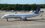 United Airlines B 757-224 ...  Frank Maczkowicz 09.08.2011