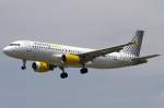 Vueling, EC-KCU, Airbus, A320-216, ...  Kurt Greul 17.08.2011