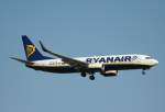 Ryanair B 737-8AS EI-EKA bei der Landung in Berlin-Sch�nefeld am ...