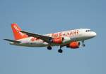Easyjet A 319-111 G-EZAX ...  Frank Maczkowicz 20.08.2011