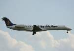 City Airline Embraer ERJ-145EU SE-RAD kurz vor der Landung in ...