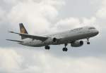 Lufthansa A 321-231 D-AISP Rosenheim kurz vor der Landung in ...