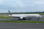 emirates 777 in dus ...  Sebastian S�ss 16.09.2011