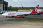 Air Berlin A 330-223 D-ALPE bei der Ankunft in Berlin-Tegel ...