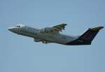 Brussels Airlines Avro Regjet RJ100 OO-DWH beim Start in Berlin-Tegel ...