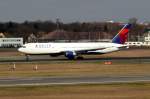 berlin-tegel-txl Delta 763 N172DN im neuen Delta-Design - Berlin TXL 19.03.2008