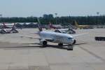 Emirates 777 IN DUS ...  Sebastian S�ss 01.10.2011