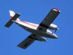 Eine Piper PA-34-220T Seneca ...  J�rgen Pfeifer 09.10.2011