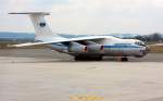 Yuzmashavia Il-76 MD (UR-78785) scheint nun �fters nach Linz zu ...