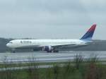 Delta Airlines Eine Boeing 767 der Delta Airlines beim Start in D�sseldorf International (DUS) am 22.03.2008