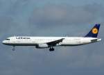 Lufthansa, D-AISJ  G�tersloh , Airbus ...  Wolfgang Kleuser 25.10.2011