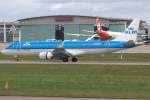 KLM cityhopper 
Embraer ERJ-190-100STD
PH-EZE
STR Stuttgart [Echterdingen], Germany
13.09.11  ...