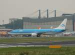 KLM B 737-9K2 PH-BXT bei der Ankunft in Berlin-Tegel am ...