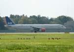 SAS A 321-232 OY-KBB kurz vor dem Start in Berlin-Tegel ...