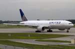 United Airlines, N777UA, Boeing, ...  Kurt Greul 17.11.2011