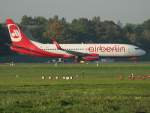 Air Berlin B 737-808 D-ABBY kurz vor dem Start in ...