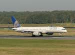 United Airlines B 757-224 N57111 beim Start in Berlin-Tegel am ...