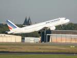 Air France A 320-211 ...  Frank Maczkowicz 28.11.2011