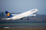 Lufthansa 08.04.2088 Morgens ca. 8:30 hebt der A306 von LH von Hamburg nach Frankfurt Main ab.