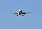 A319-132 D-AGWP, Anflug auf ...  Rolf Reinhardt 06.12.2011