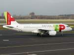 dusseldorf-dus TAP, CS-TTE 'Francesco di Ollanda', Airbus A 319-100, 13.11.2011, DUS-EDDL, D�sseldorf, Germany 