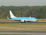 KLM B 737-8K2 PH-BXB nach der Landung in Berlin-Tegel am ...