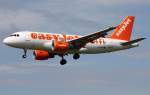 Easy Jet,G-EZFW,Airbus A319-111,28.08.2011,HAM-EDDH,Hamburg,Germany  ...  Henryk Konrad 18.12.2011