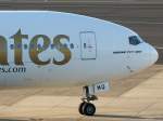 Emirates, A6-EMQ, ...  Wolfgang Kleuser 19.12.2011