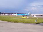 KLM Ein Cityhopper der KLM in Hamburg 16.04.08