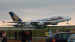 17.04.08
MSN008 ala 9V-SKD hebt zu seinem letztdem Testflug ab �ber ...