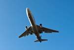 MD-11F der FedExpress beim ...  Rolf Reinhardt 26.12.2011