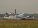 Sky Airlines B 737-94X(ER) ...  Frank Maczkowicz 03.01.2012