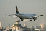 Lufthansa A 321-231 D-AIDI kurz vor der Landung in Berlin-Tegel ...